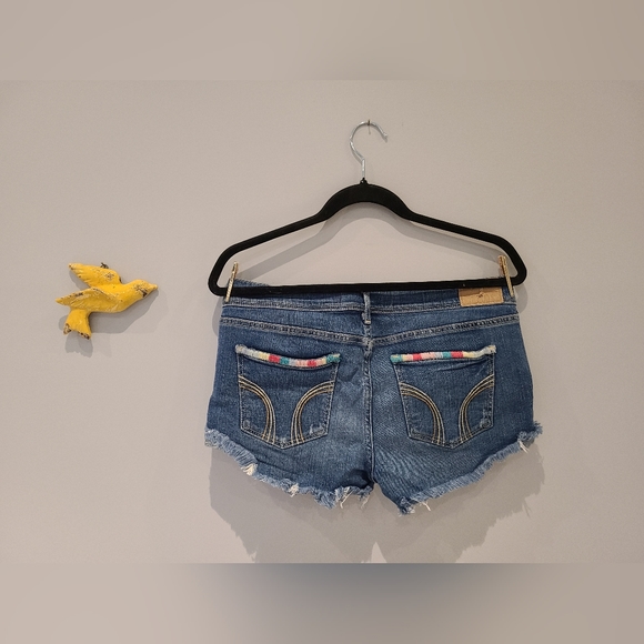 Hollister Denim Jeans - Picture 2 of 2